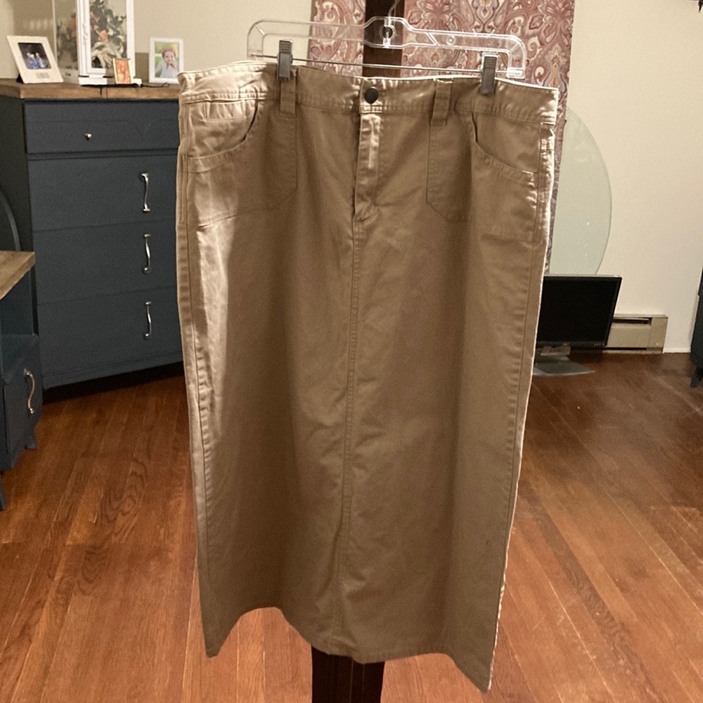 Khaki denim skirt